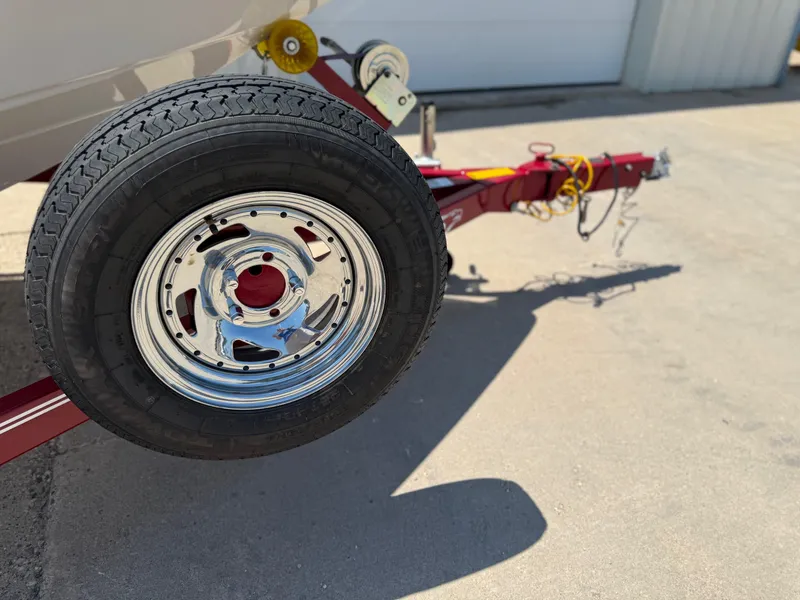 Slide: The Image of Crownline Boats 18 SS 2011 - 26