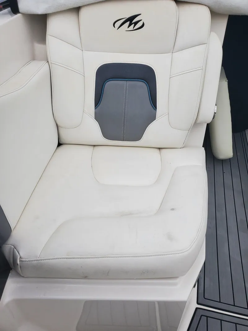 Slide: The Image of Monterey 288 Super Sport 2014 - 24