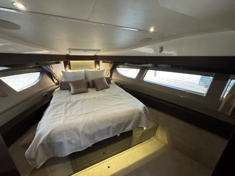 Slide: The Image of Sea Ray Sundancer 400 2017 - 78