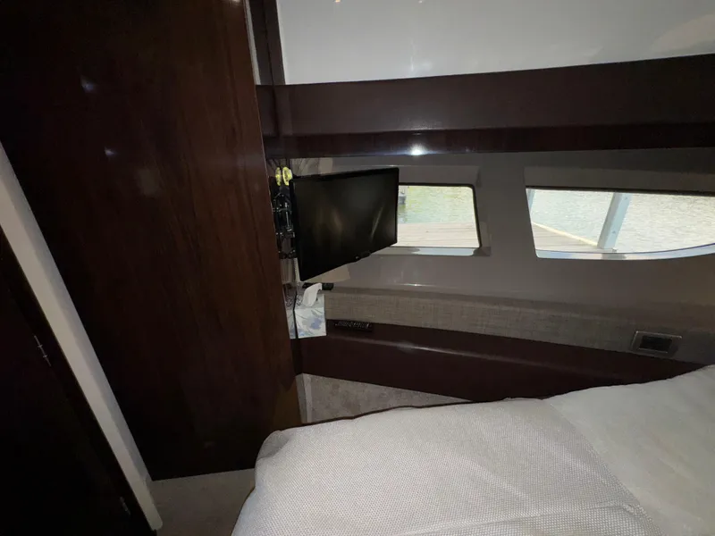 Slide: The Image of Sea Ray Sundancer 400 2017 - 80