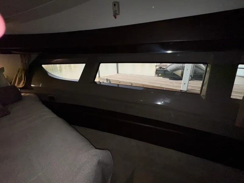 Slide: The Image of Sea Ray Sundancer 400 2017 - 81