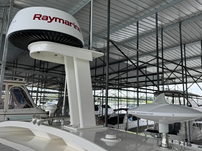 Slide: The Image of Sea Ray Sundancer 400 2017 - 87