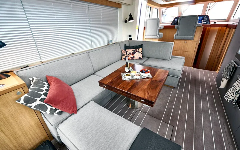 Slide: The Image of Bestevaer 53 MY - 13