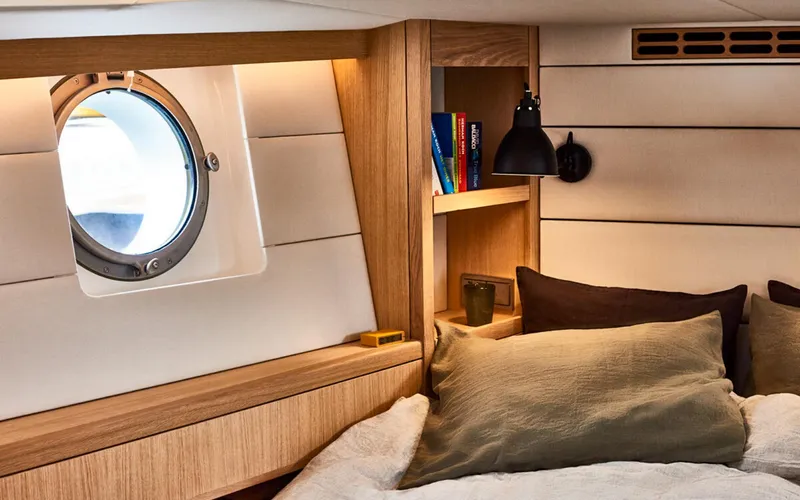 Slide: The Image of Bestevaer 53 MY - 24