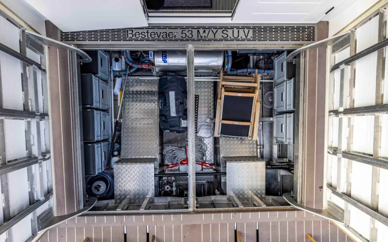 Slide: The Image of Bestevaer 53 MY - 9