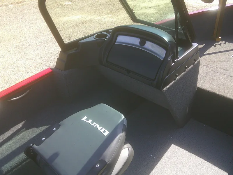 Slide: The Image of Lund 1650 Rebel XL Sport 2022 - 13