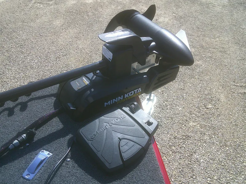 Slide: The Image of Lund 1650 Rebel XL Sport 2022 - 7