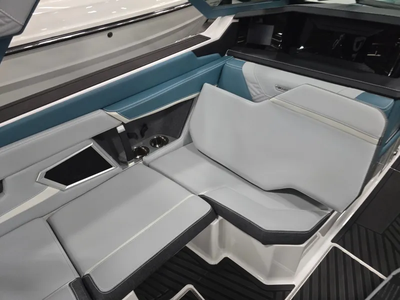 Slide: The Image of MasterCraft XStar 2025 - 103