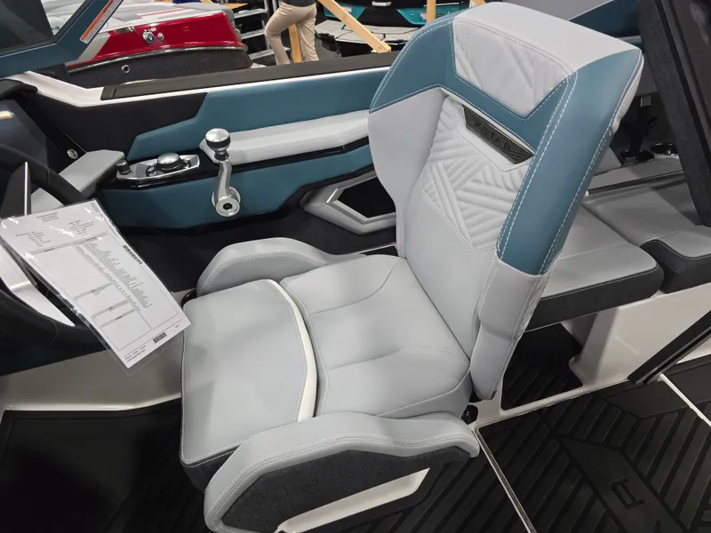 Slide: The Image of MasterCraft XStar 2025 - 107