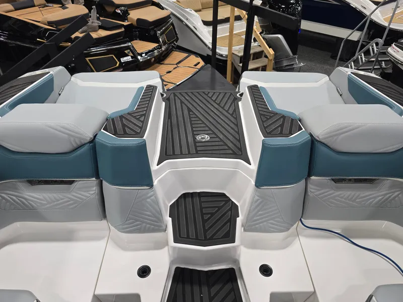 Slide: The Image of MasterCraft XStar 2025 - 108