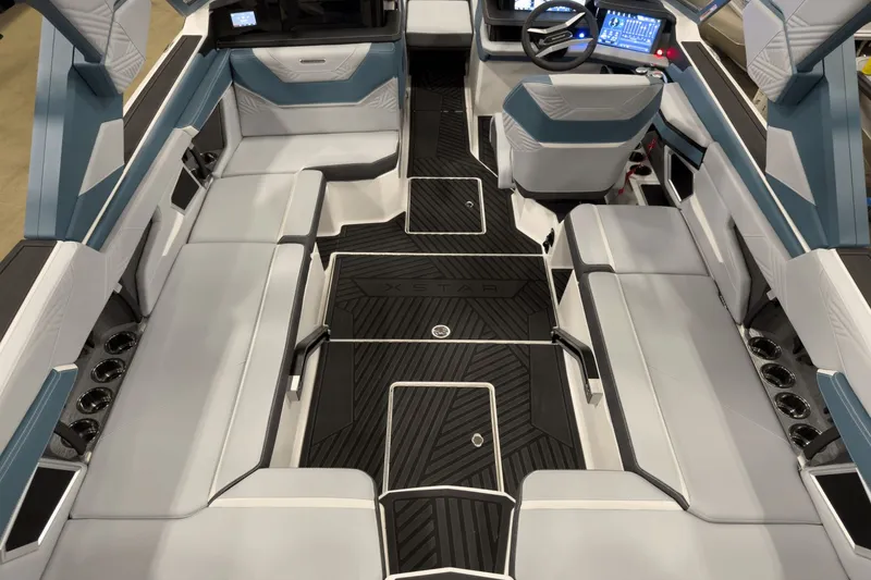 Slide: The Image of MasterCraft XStar 2025 - 28