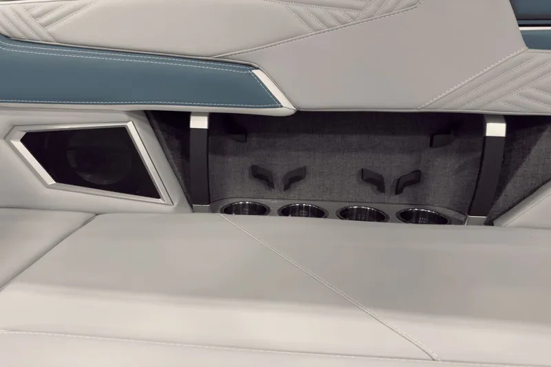 Slide: The Image of MasterCraft XStar 2025 - 36