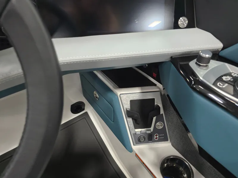 Slide: The Image of MasterCraft XStar 2025 - 99