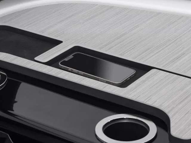 Slide: The Image of Yamaha 222S 2025 - 7