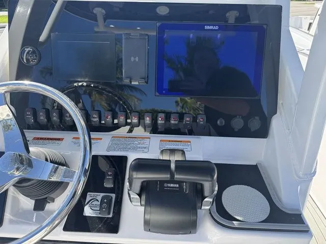 Slide: The Image of Yamaha 252 FSH Sport 2025 - 18