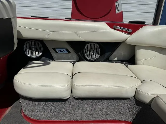 Slide: The Image of Malibu Wakesetter 22 VLX 2015 - 18