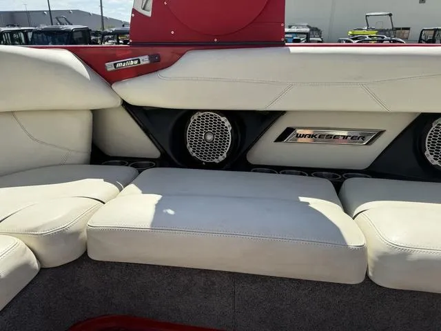 Slide: The Image of Malibu Wakesetter 22 VLX 2015 - 22