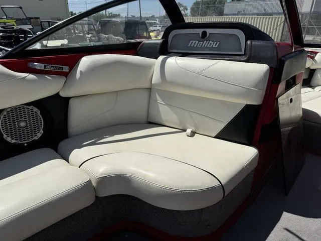 Slide: The Image of Malibu Wakesetter 22 VLX 2015 - 24