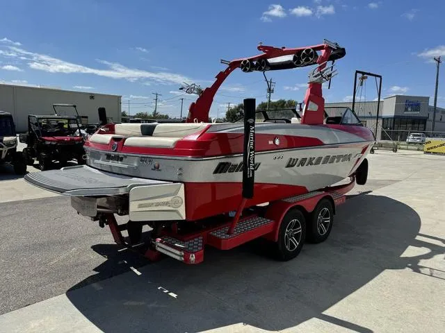 Slide: The Image of Malibu Wakesetter 22 VLX 2015 - 6