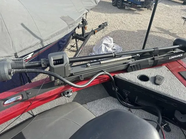 Slide: The Image of Tracker Targa V-18 Combo 2021 - 14