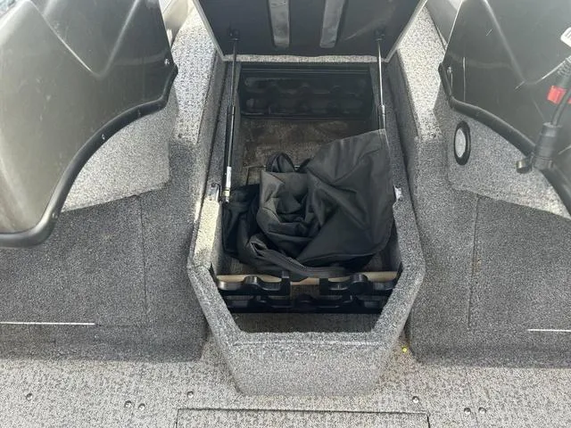 Slide: The Image of Tracker Targa V-18 Combo 2021 - 16