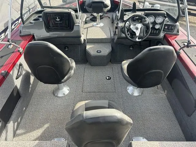 Slide: The Image of Tracker Targa V-18 Combo 2021 - 9