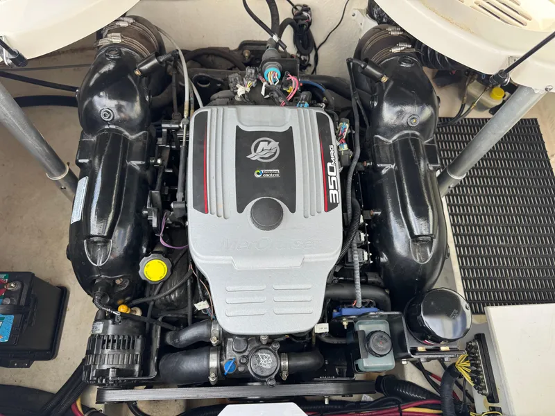 Slide: The Image of Monterey 224FS 2011 - 11