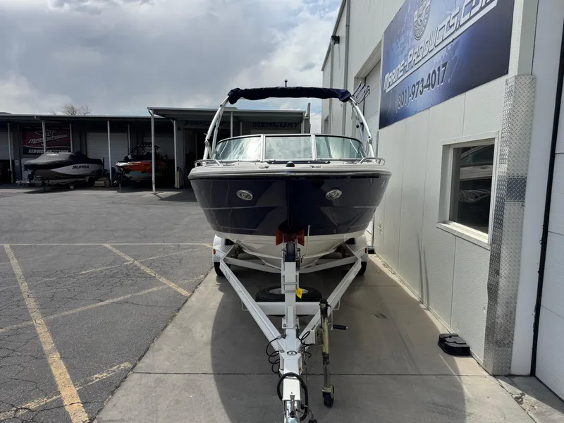 Slide: The Image of Monterey 224FS 2011 - 3