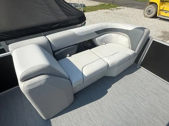 Slide: The Image of Godfrey Sweetwater 2286 SFL 2026 - 5