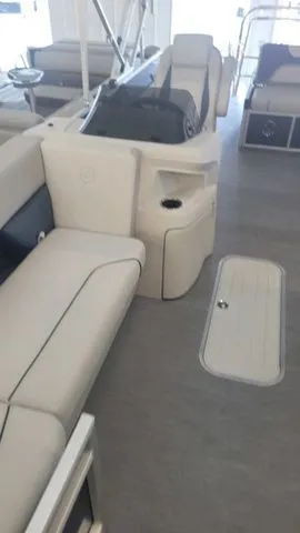 Slide: The Image of Godfrey Sweetwater 2286 SFLC 27 In. Package 2026 - 7