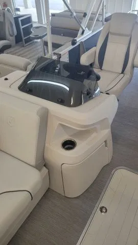 Slide: The Image of Godfrey Sweetwater 2286 SFLC 27 In. Package 2026 - 8