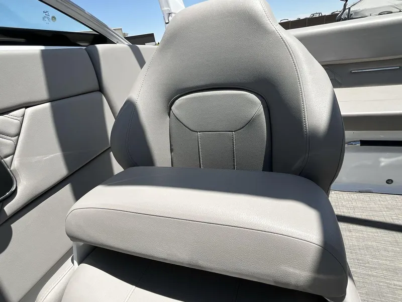 Slide: The Image of Four Winns H1 2022 - 13