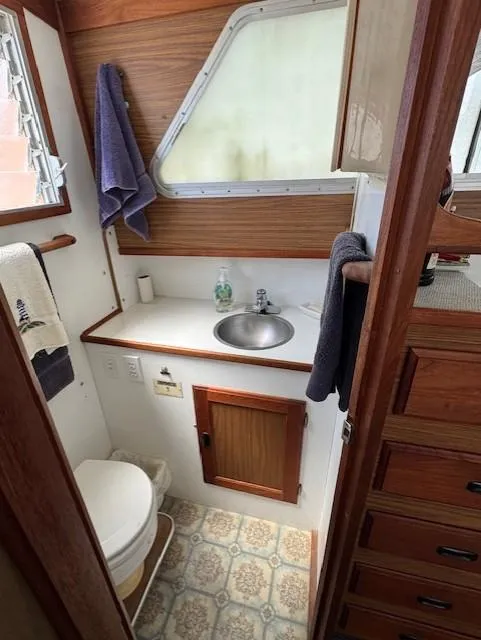 Slide: The Image of Luhrs Sport Fish 1972 - 10