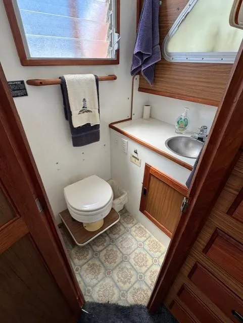 Slide: The Image of Luhrs Sport Fish 1972 - 9