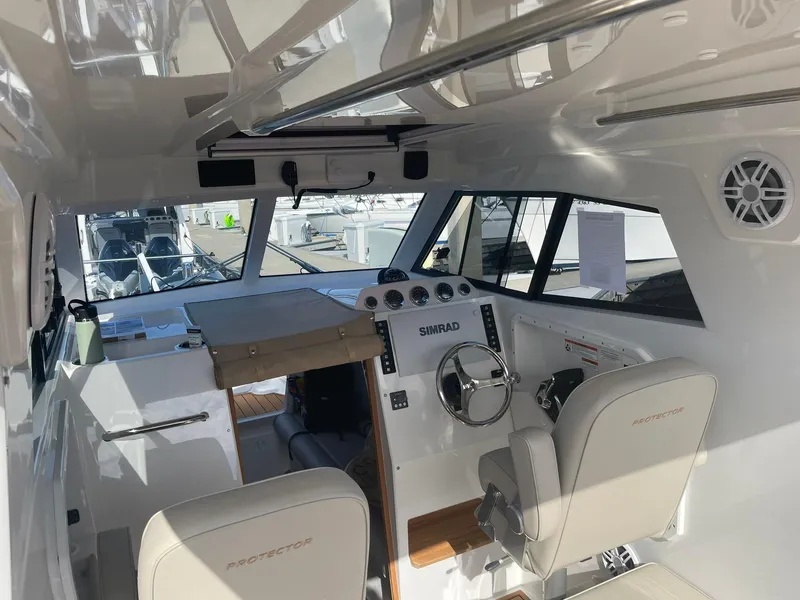 Slide: The Image of FACTORY STOCK PHOTO - ALIKE MODEL - 8