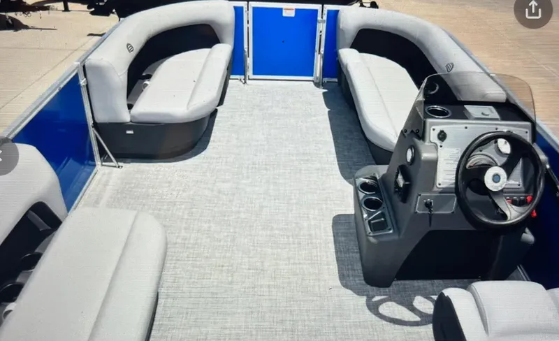 Slide: The Image of Sun Tracker Bass Buggy 16 XL Select 2026 - 4