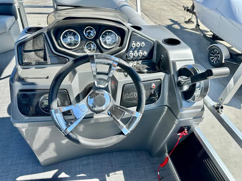 Slide: The Image of Lowe SS210 w/ 115HP Mercury Pro XS! 2019 - 13