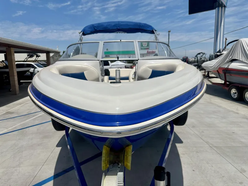 Slide: The Image of Tracker Tahoe Q7 SSi 2011 - 3