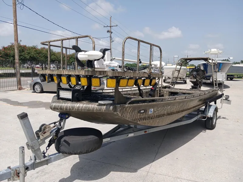 Slide: The Image of Gator Trax 17X54 2014 - 3