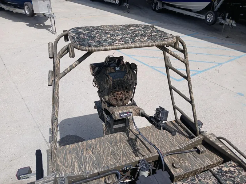 Slide: The Image of Gator Trax 17X54 2014 - 5