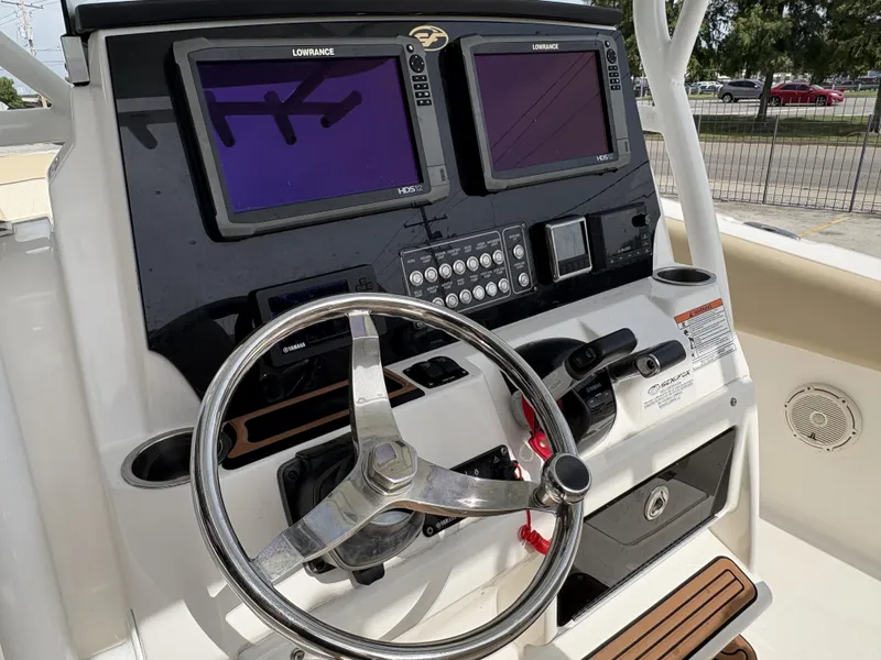 Slide: The Image of Sea Fox 288 Commander 2018 - 16