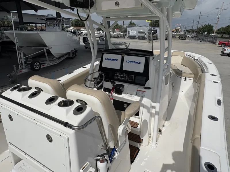 Slide: The Image of Sea Fox 288 Commander 2018 - 6