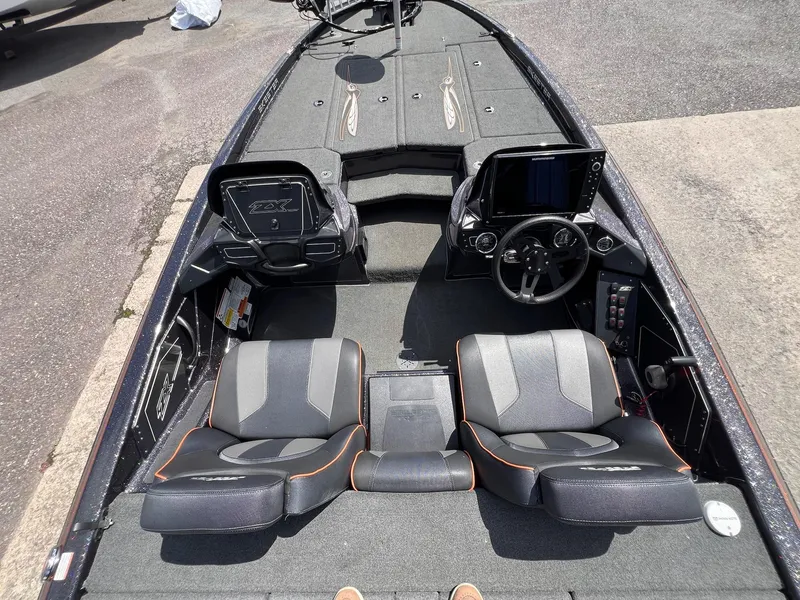 Slide: The Image of Skeeter 225 Zx 2019 - 23