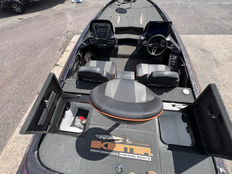 Slide: The Image of Skeeter 225 Zx 2019 - 26