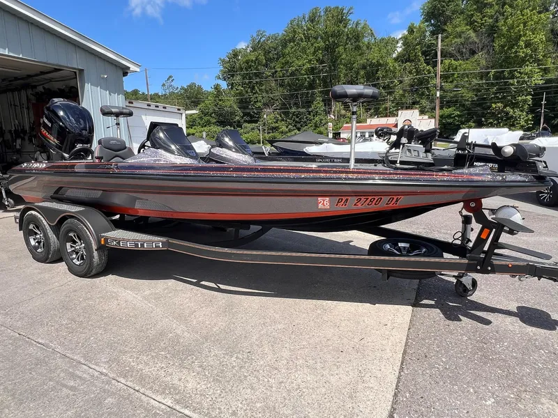 Slide: The Image of Skeeter 225 Zx 2019 - 28