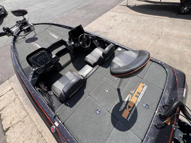 Slide: The Image of Skeeter 225 Zx 2019 - 30