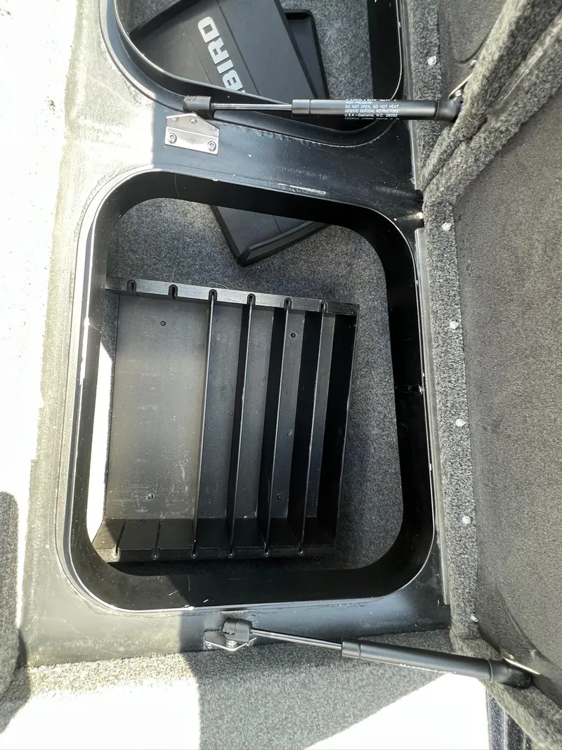 Slide: The Image of Skeeter 225 Zx 2019 - 32