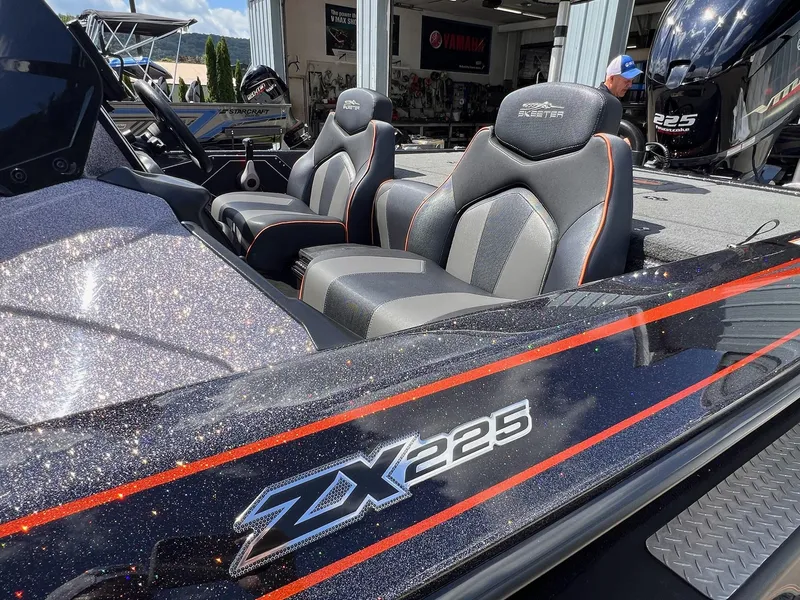 Slide: The Image of Skeeter 225 Zx 2019 - 35