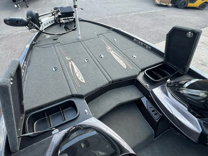 Slide: The Image of Skeeter 225 Zx 2019 - 38