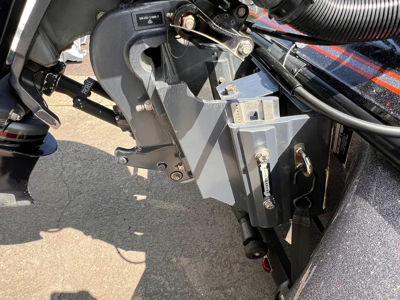 Slide: The Image of Skeeter 225 Zx 2019 - 43